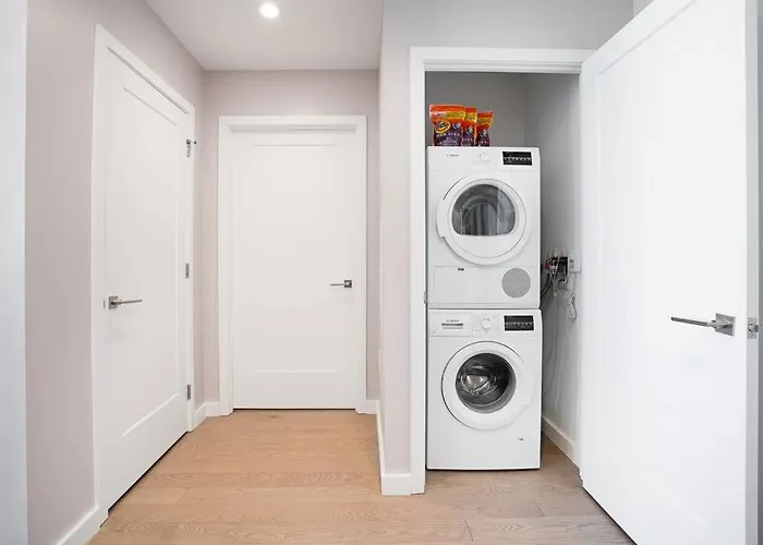 Empire State View - Luxury Apt With Pool - Shuttle To Nyc
